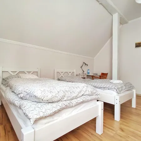 Zrodlana 46 Bed & Breakfast 3*