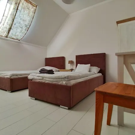 ベッド・アンド・ブレックファスト Zrodlana 46 3*