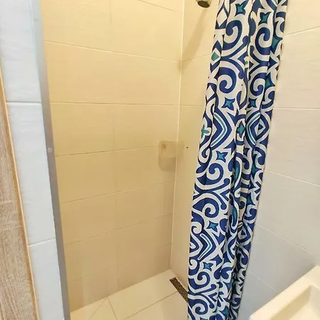 Zrodlana 46 ベッド・アンド・ブレックファスト 3*